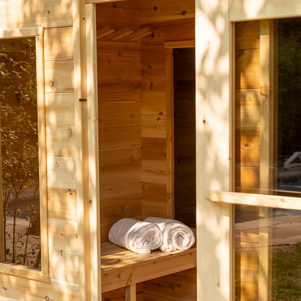 Dundalk CT Georgian Sauna with Changeroom 6 Person CTC88CW inside