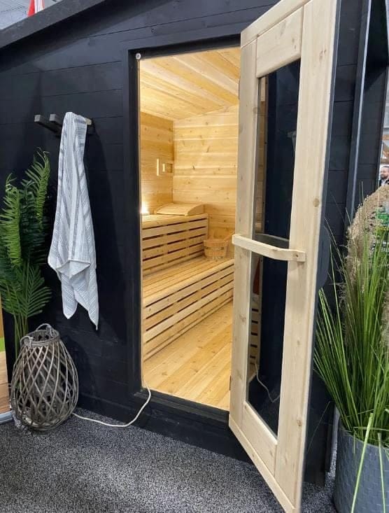 True North Sauna Jasper Cabin Outdoor Sauna with Door